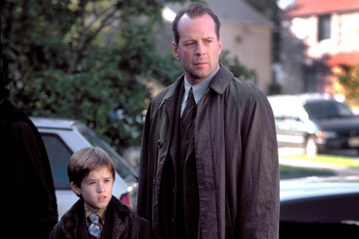 25 Years After The Sixth Sense, Haley Joel Osment Shares a Deeply ...